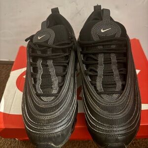 Nike Air Max Sneakers (GS)